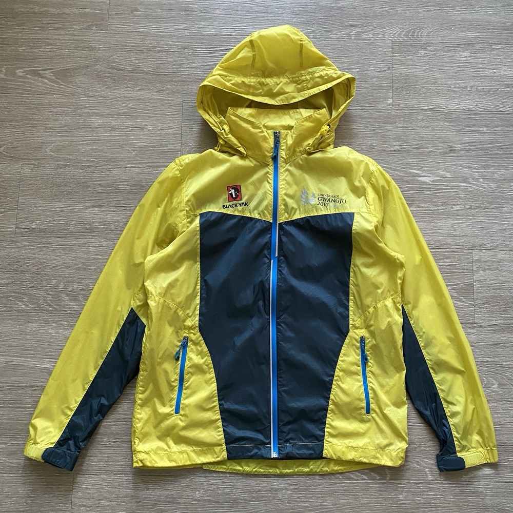 Black Yak Ultralight Windbreaker Jacket Men's Size 100 Yellow Packable Hiking